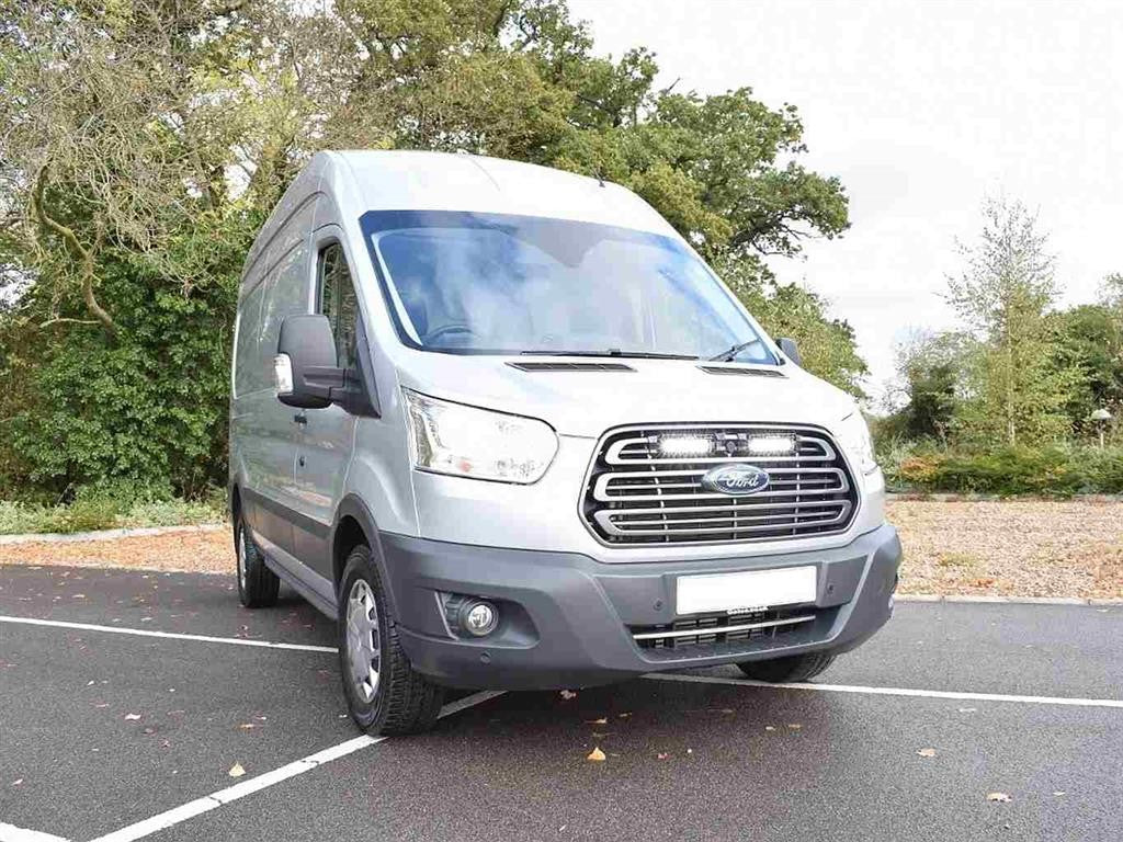 LAZER LAMPS Kühlergrill-Kit FORD Transit (2015+) ST4
