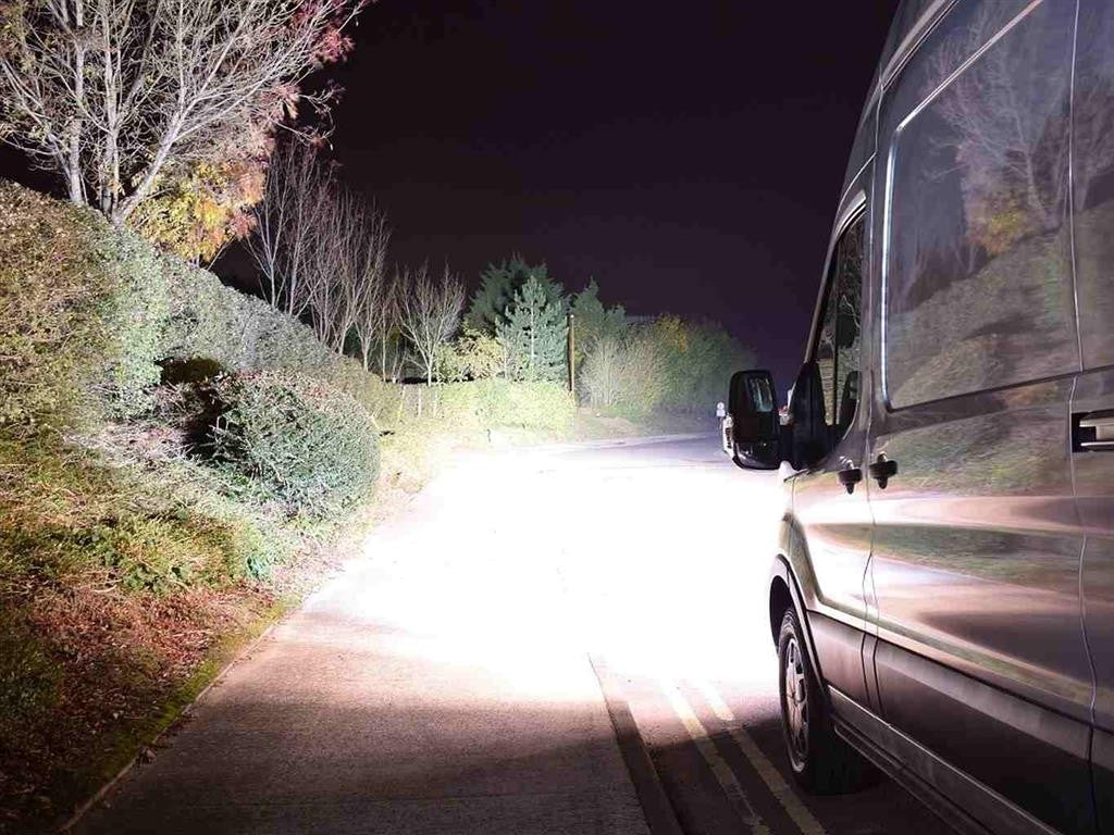 LAZER LAMPS Kühlergrill-Kit FORD Transit (2015+) ST4