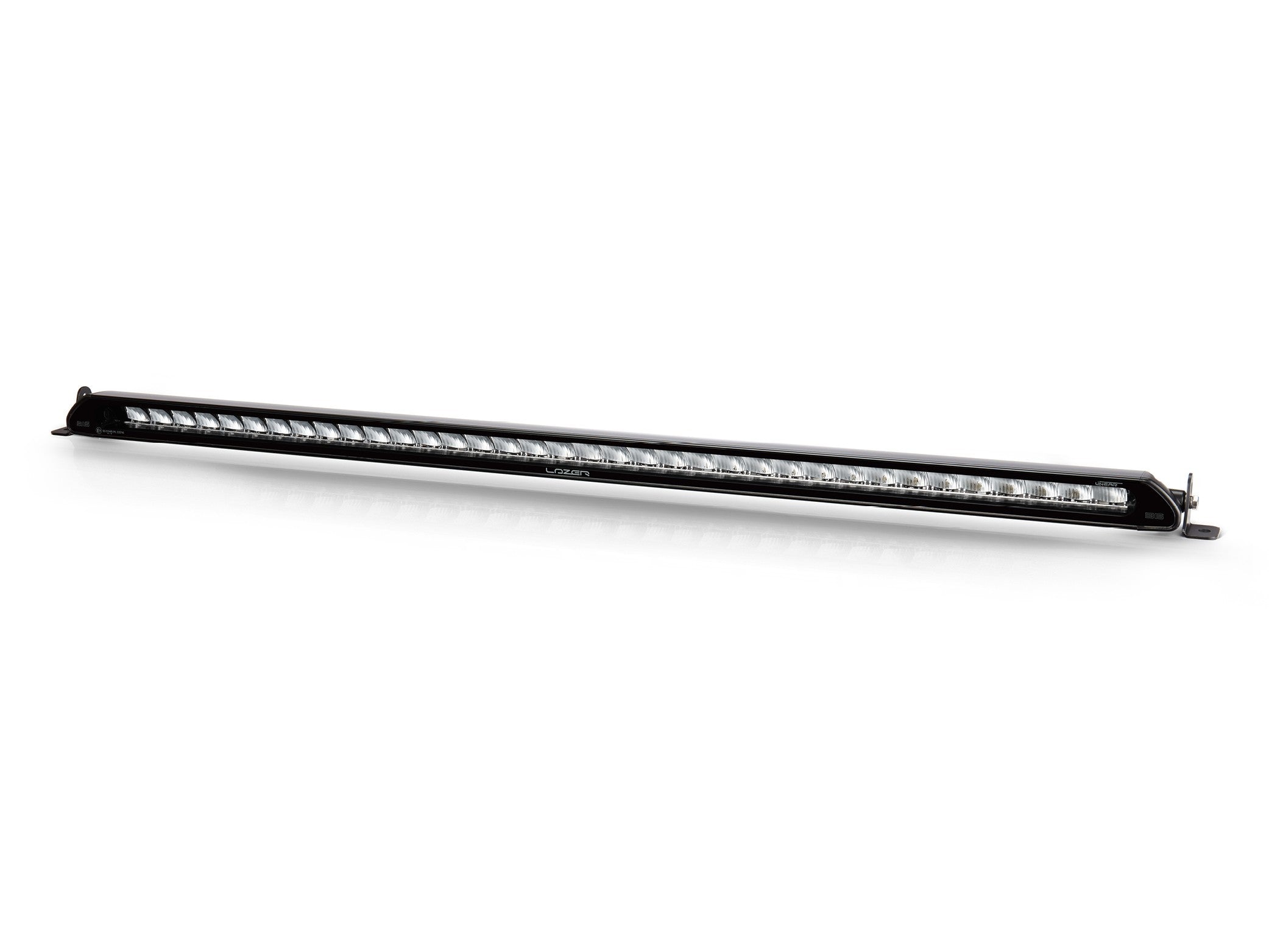 LAZER LAMPS roof mounting kit NISSAN Navara (2014+) Linear36