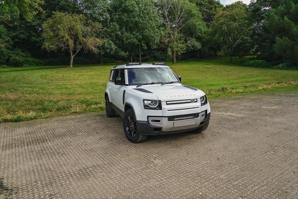 LAZER LAMPS grill kit LAND ROVER Defender -2020+ Linear 18