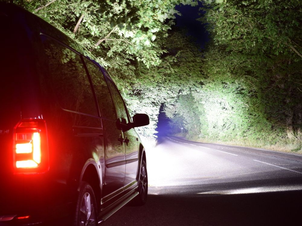 LAZER LAMPS Kühlergrill-Kit VW Caddy 2015-2020 Linear 6 STD/Elite